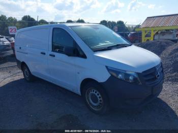  Salvage Mercedes-Benz Metris