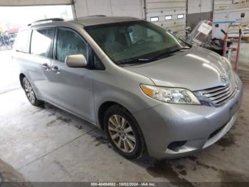  Salvage Toyota Sienna