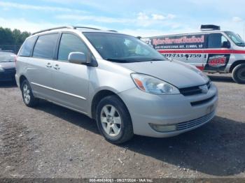  Salvage Toyota Sienna