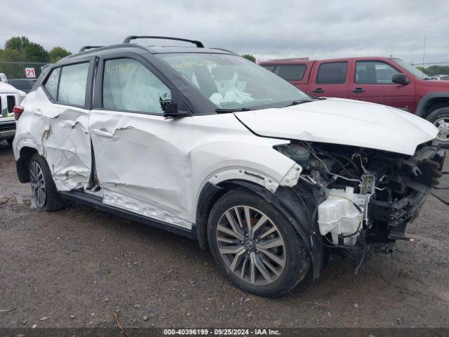  Salvage Nissan Kicks