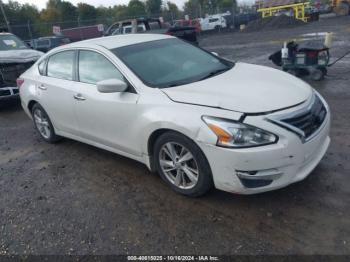  Salvage Nissan Altima