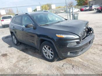  Salvage Jeep Cherokee