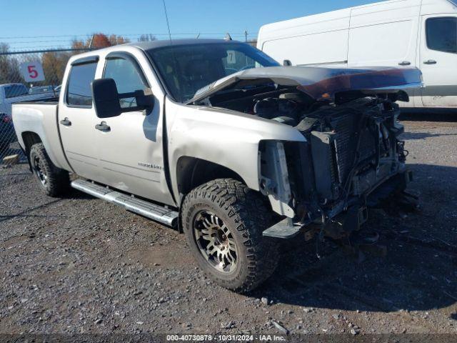  Salvage Chevrolet Silverado 2500