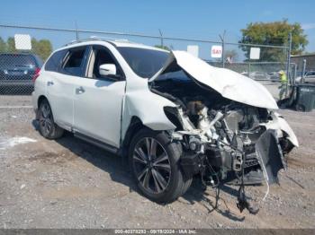  Salvage Nissan Pathfinder