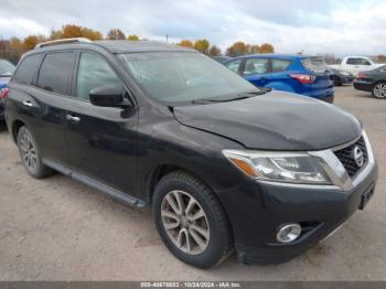  Salvage Nissan Pathfinder