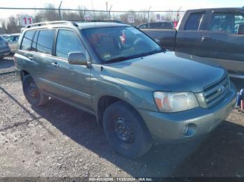  Salvage Toyota Highlander