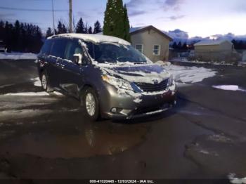  Salvage Toyota Sienna