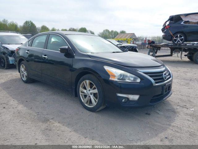  Salvage Nissan Altima