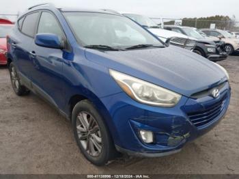  Salvage Hyundai TUCSON