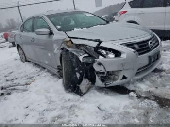  Salvage Nissan Altima