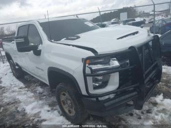  Salvage Chevrolet Silverado 2500