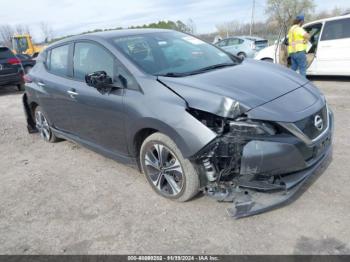  Salvage Nissan LEAF