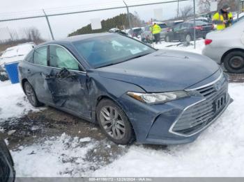  Salvage Toyota Avalon Hybrid