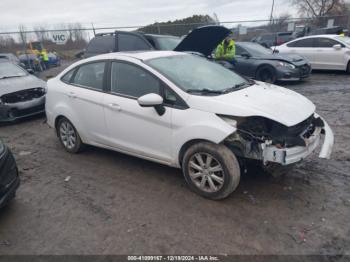  Salvage Ford Fiesta