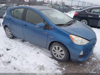  Salvage Toyota Prius c