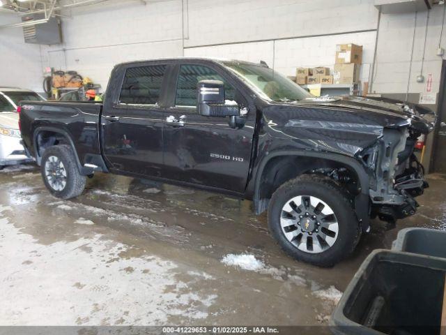  Salvage Chevrolet Silverado 2500