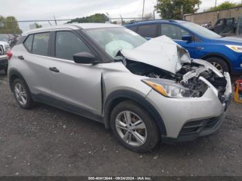  Salvage Nissan Kicks