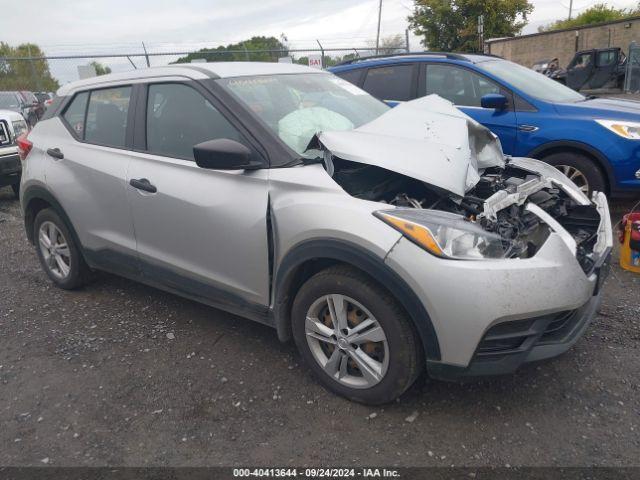  Salvage Nissan Kicks