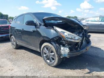  Salvage Hyundai TUCSON