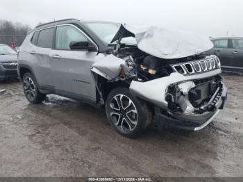  Salvage Jeep Compass