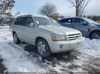  Salvage Toyota Highlander