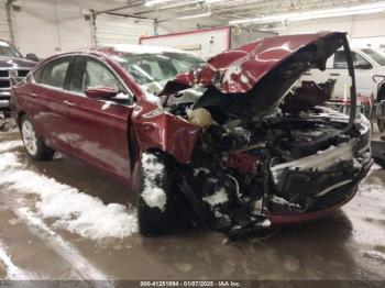  Salvage Chrysler 200