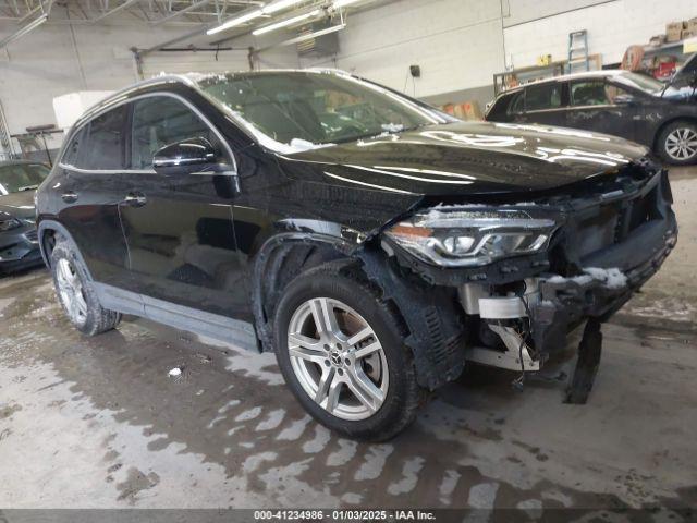  Salvage Mercedes-Benz GLA