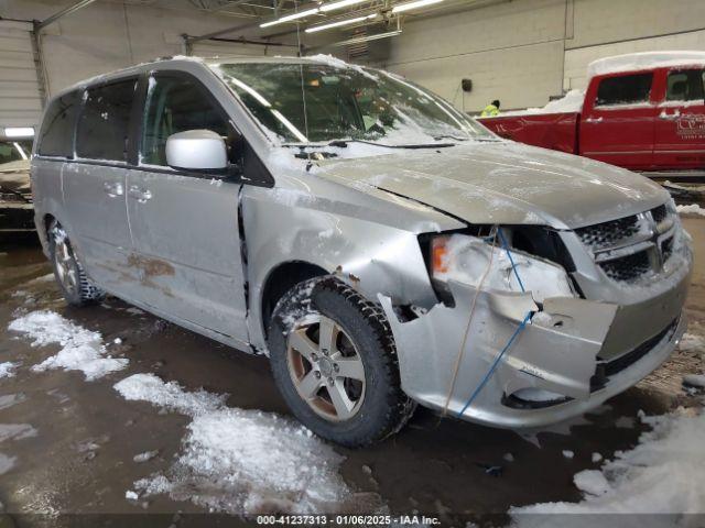  Salvage Dodge Grand Caravan