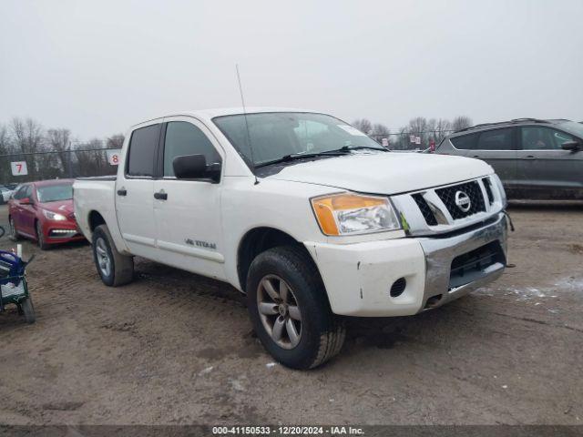  Salvage Nissan Titan