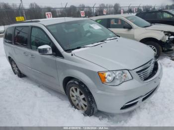  Salvage Chrysler Town & Country