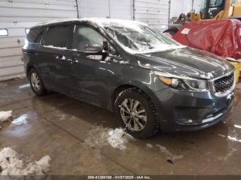  Salvage Kia Sedona