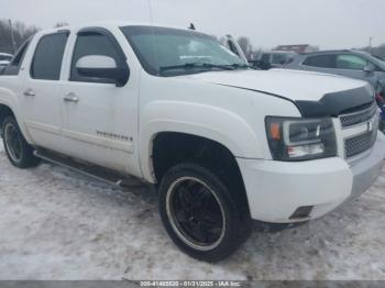  Salvage Chevrolet Avalanche 1500