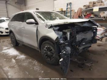  Salvage Kia Sorento