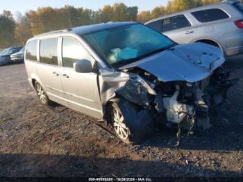  Salvage Chrysler Town & Country