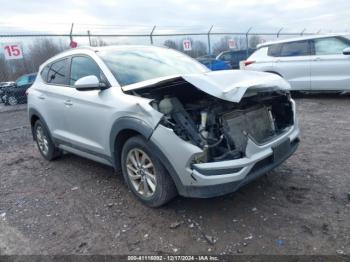  Salvage Hyundai TUCSON