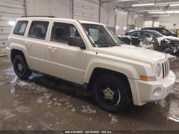  Salvage Jeep Patriot