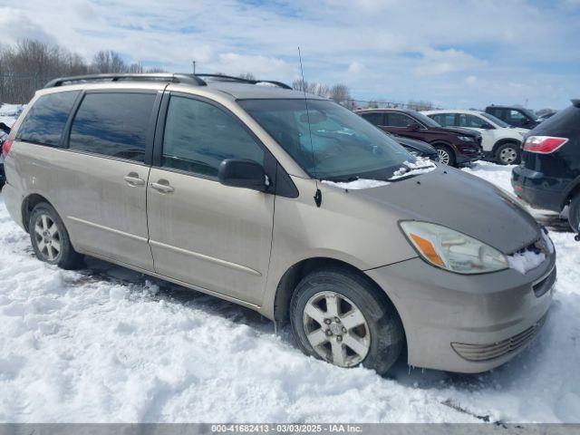  Salvage Toyota Sienna