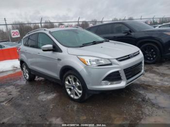  Salvage Ford Escape