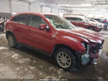  Salvage Mitsubishi Outlander