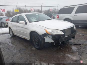  Salvage Chrysler 200