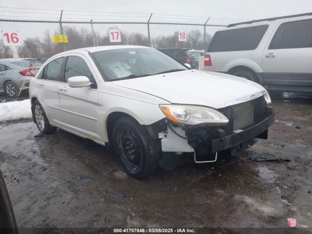  Salvage Chrysler 200