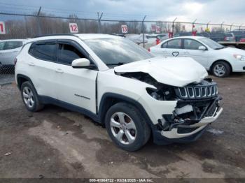  Salvage Jeep Compass