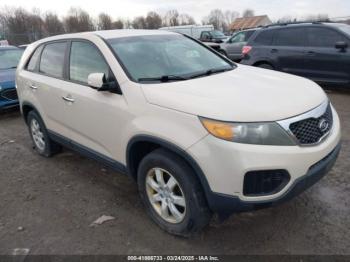  Salvage Kia Sorento