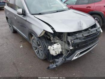 Salvage Mitsubishi Outlander