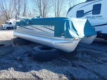  Salvage Sweetwater Boat