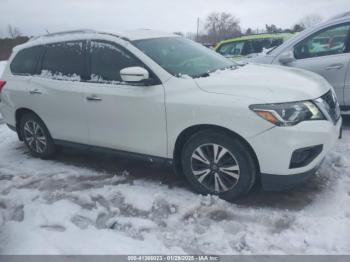  Salvage Nissan Pathfinder