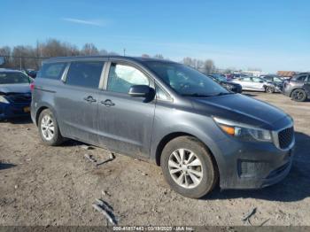  Salvage Kia Sedona