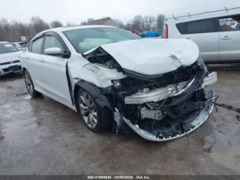  Salvage Chrysler 200