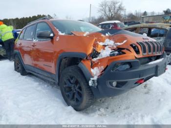  Salvage Jeep Cherokee