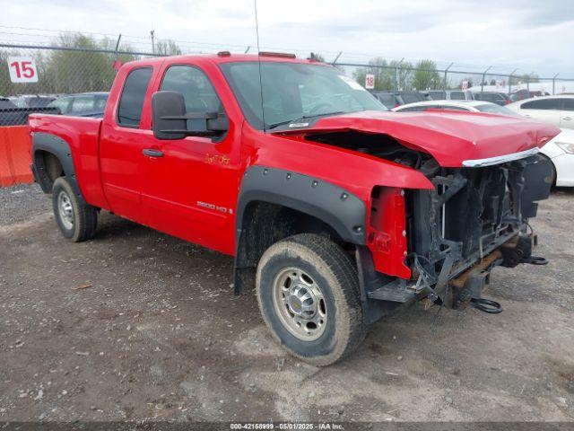  Salvage Chevrolet Silverado 2500